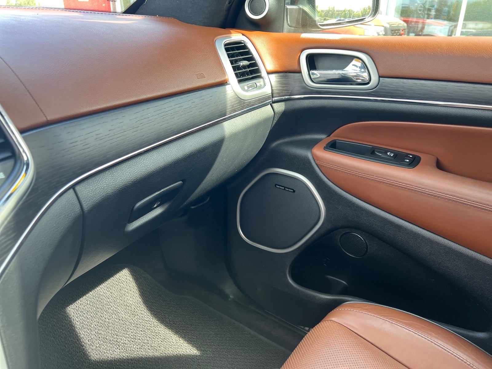 2018 Jeep Grand Cherokee Summit