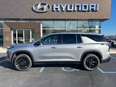 2024 Chevrolet Traverse LT