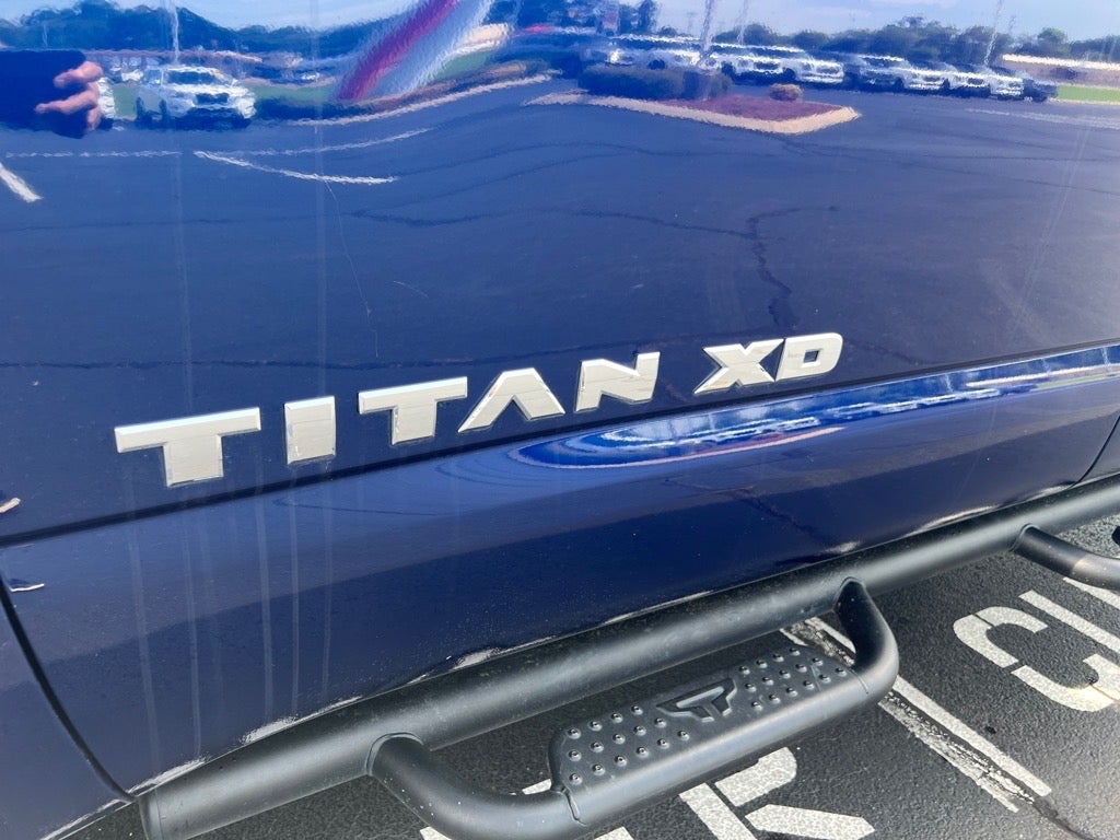 2024 Nissan Titan XD SV