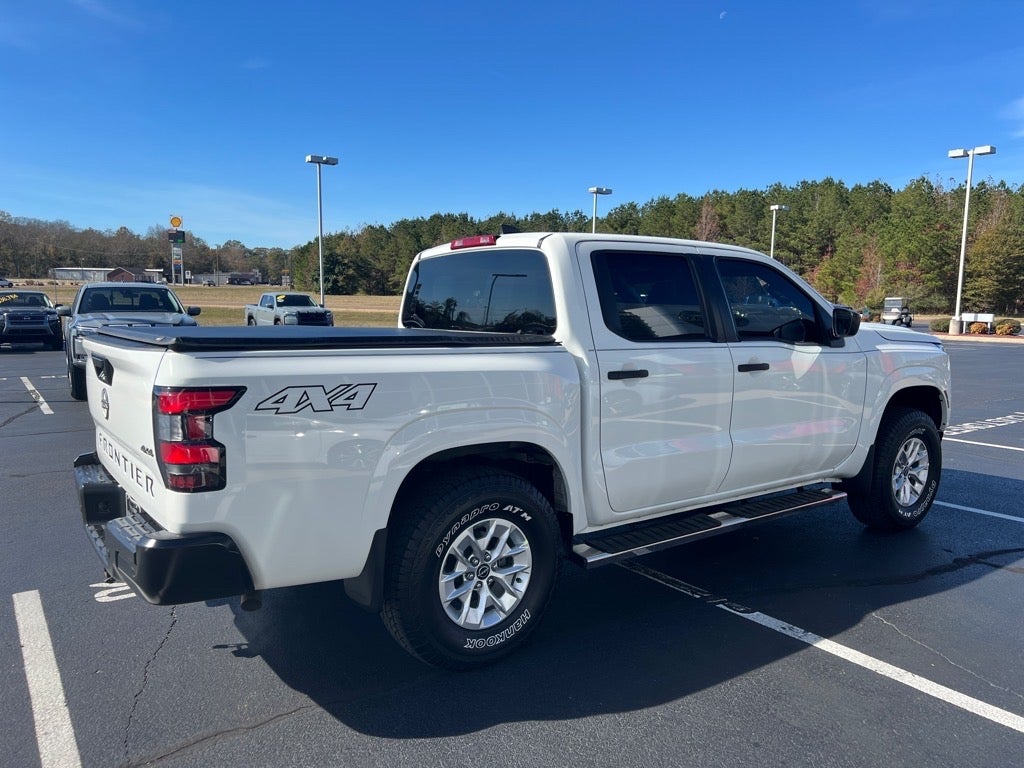 2022 Nissan Frontier S