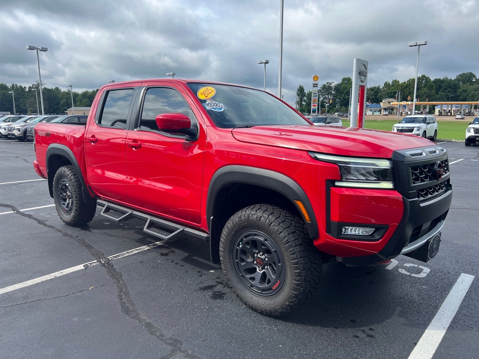 2025 Nissan Frontier PRO-4X