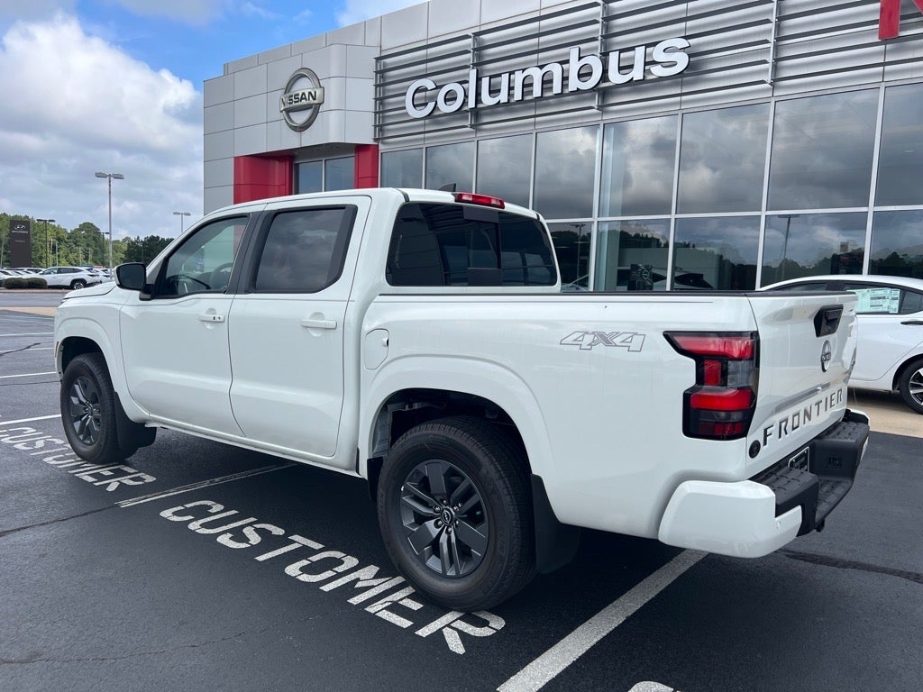 2025 Nissan Frontier SV