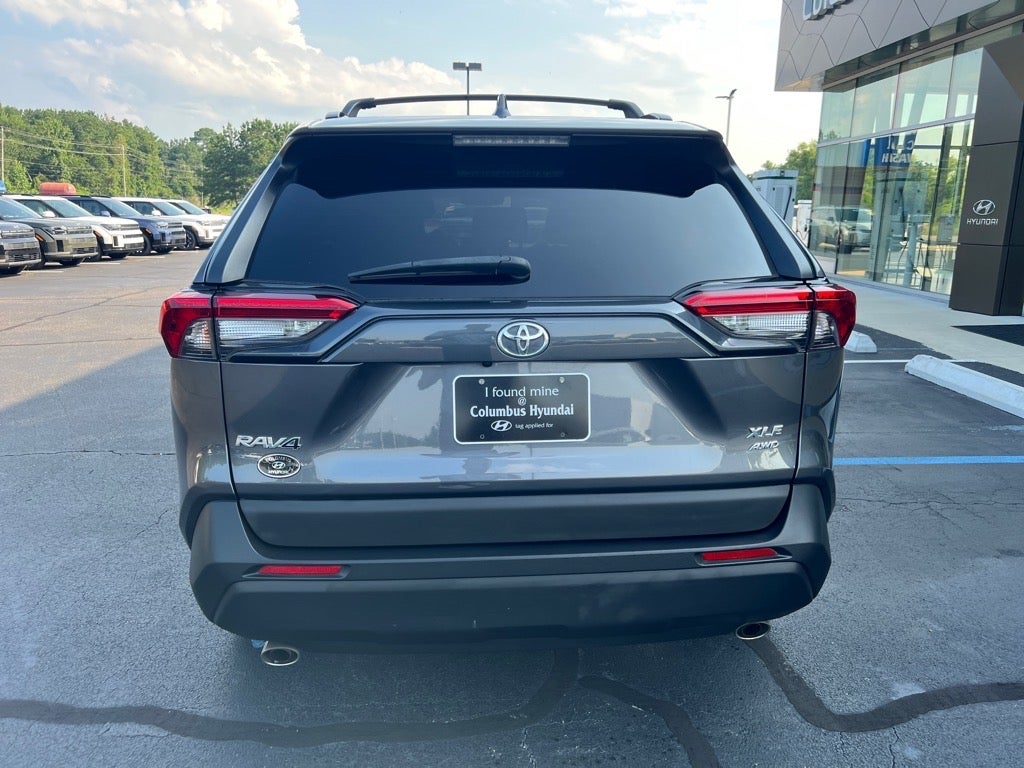 2022 Toyota RAV4 XLE
