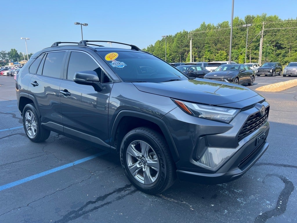 2022 Toyota RAV4 XLE