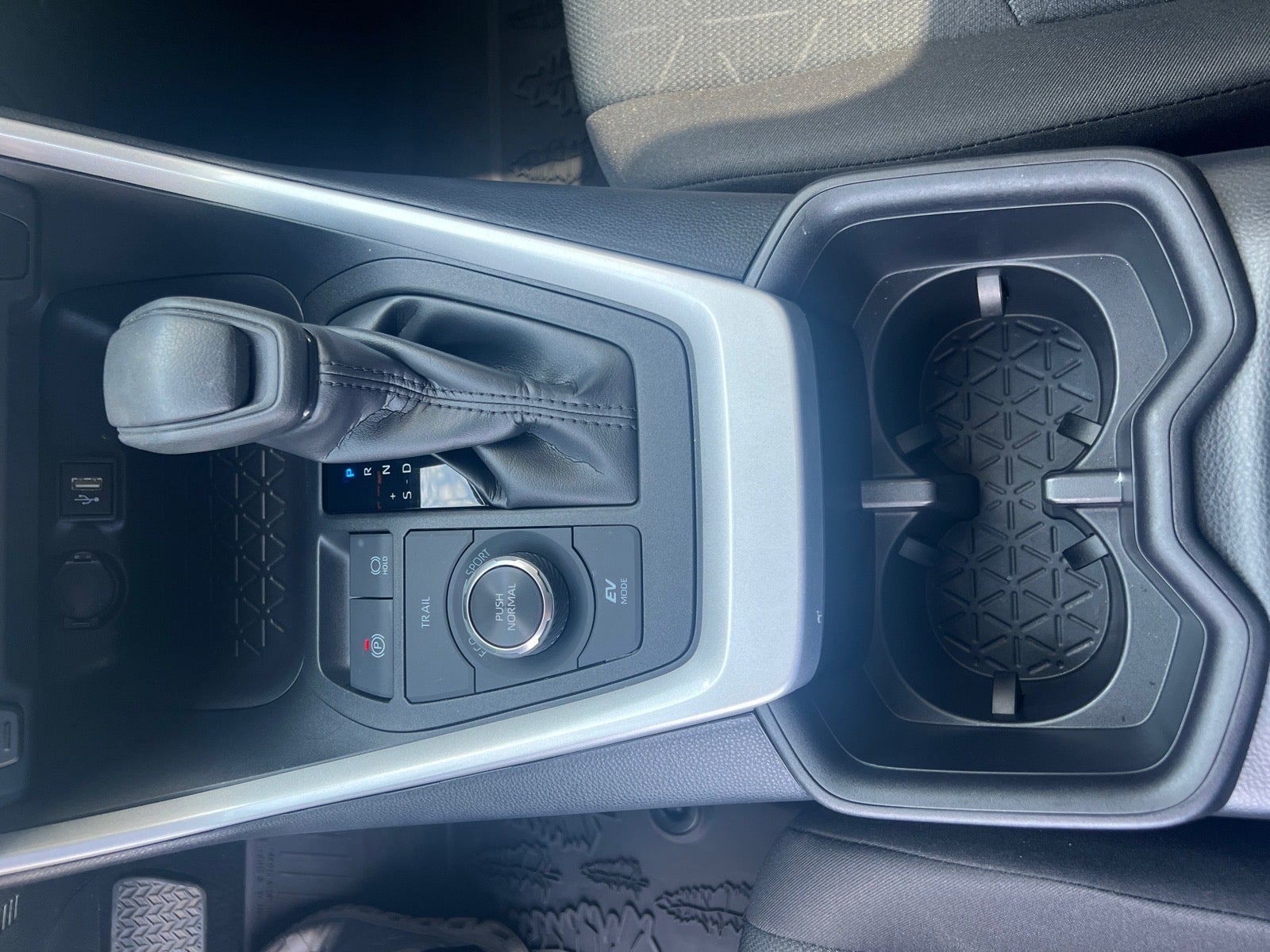 2025 Toyota RAV4 Hybrid Woodland Edition