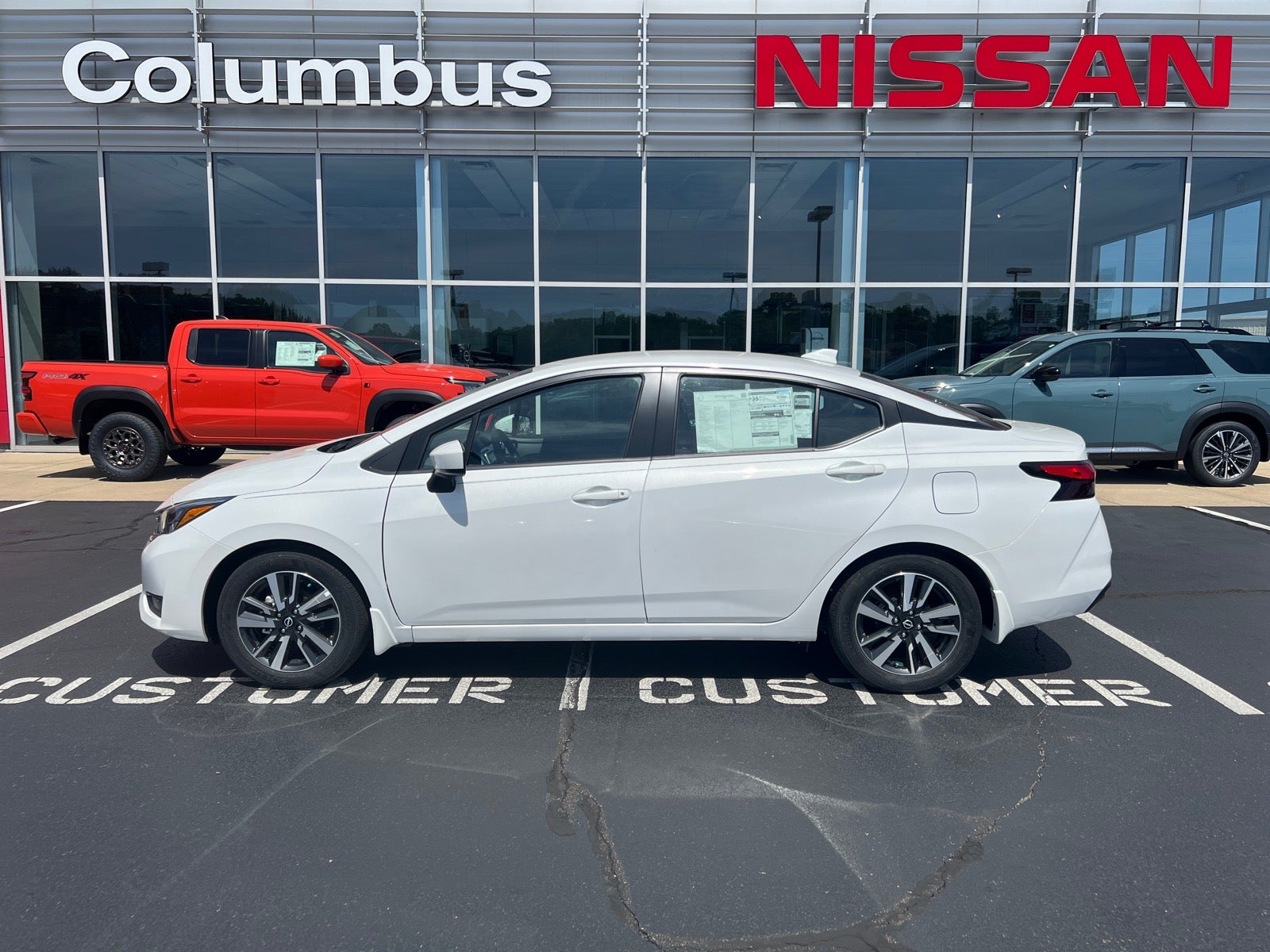 2025 Nissan Versa SV