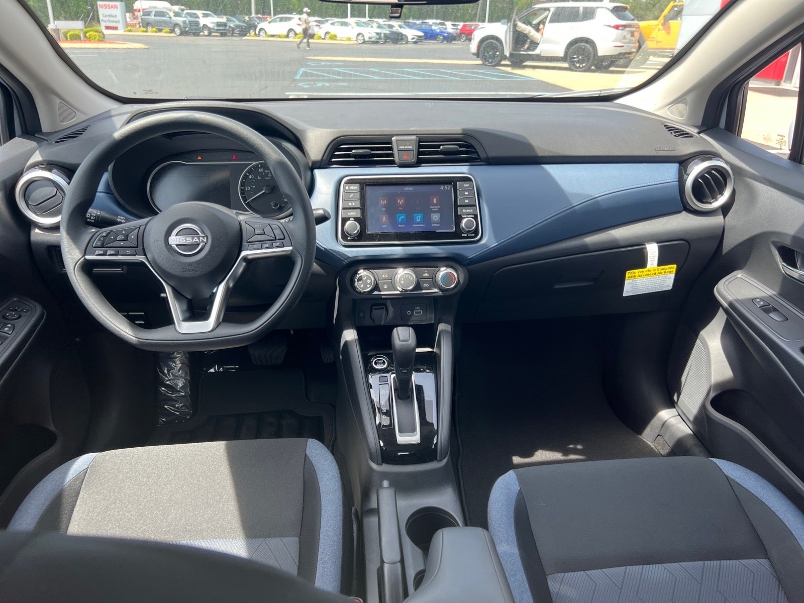 2025 Nissan Versa SV