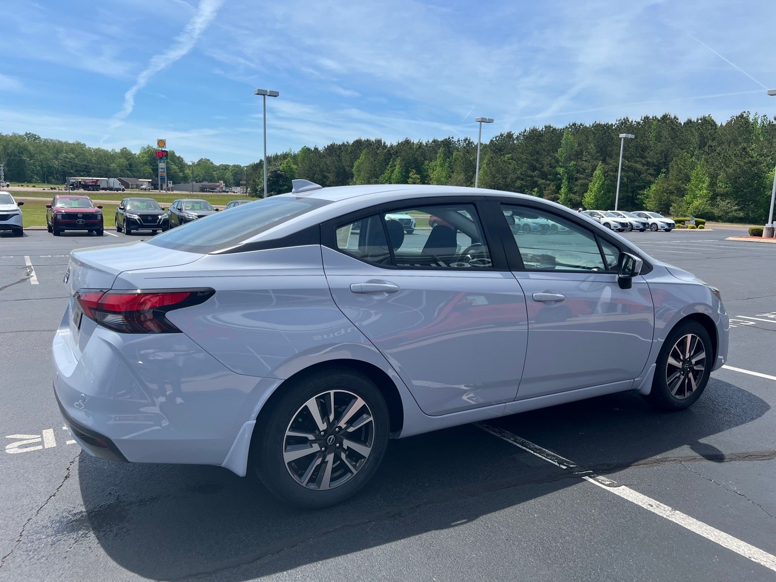 2025 Nissan Versa SV
