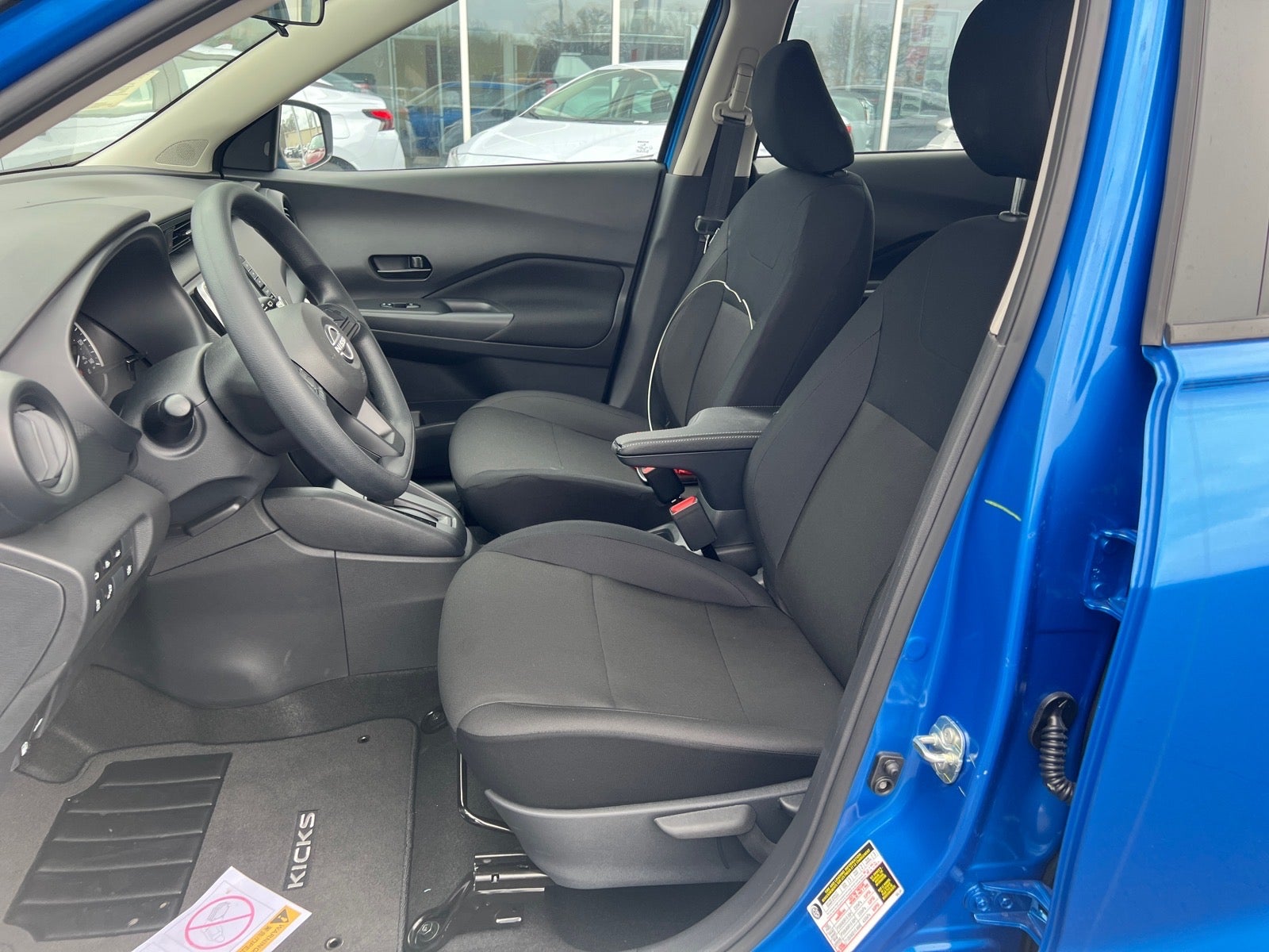 2025 Nissan Kicks Play S