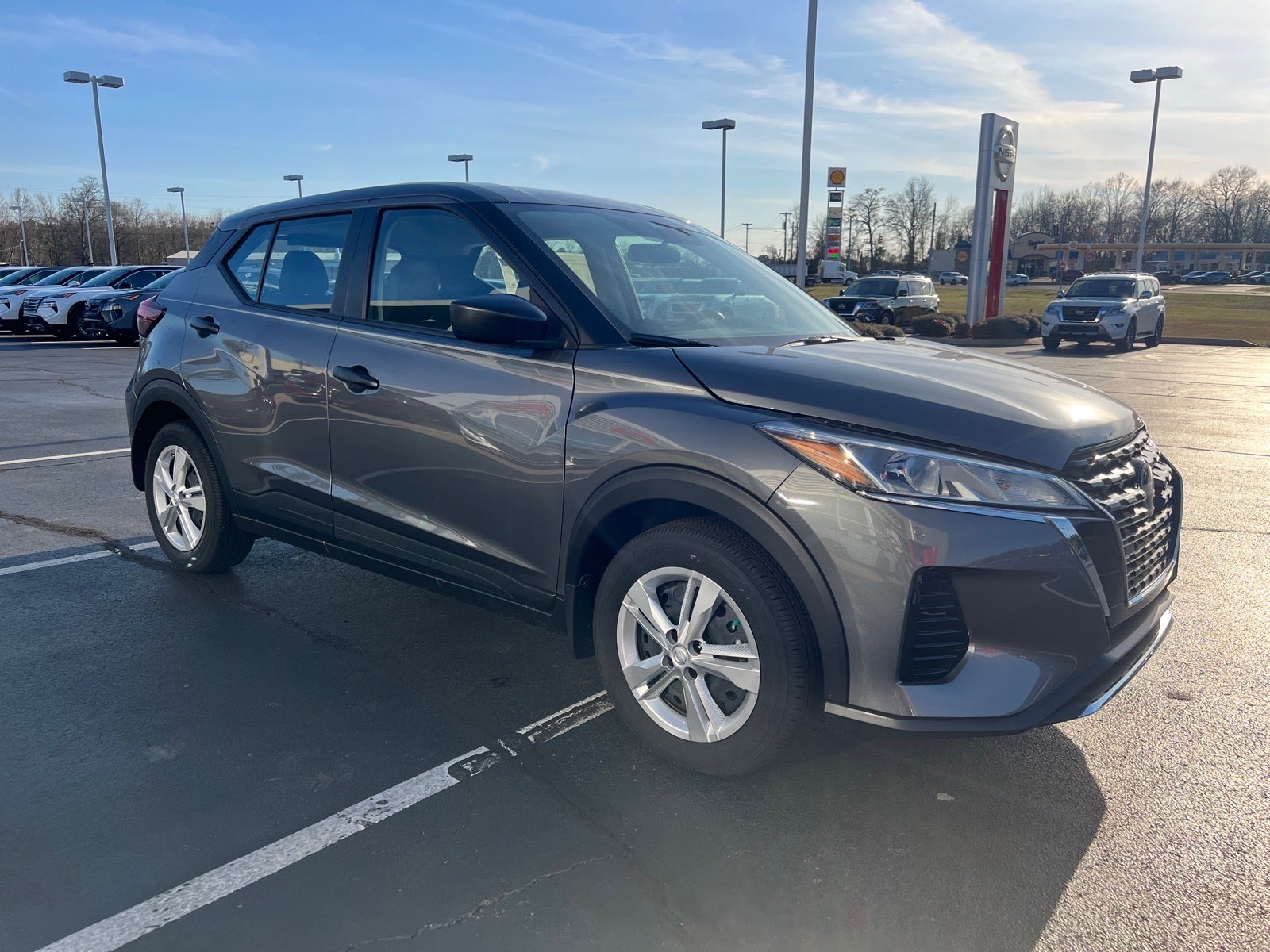 2025 Nissan Kicks Play S