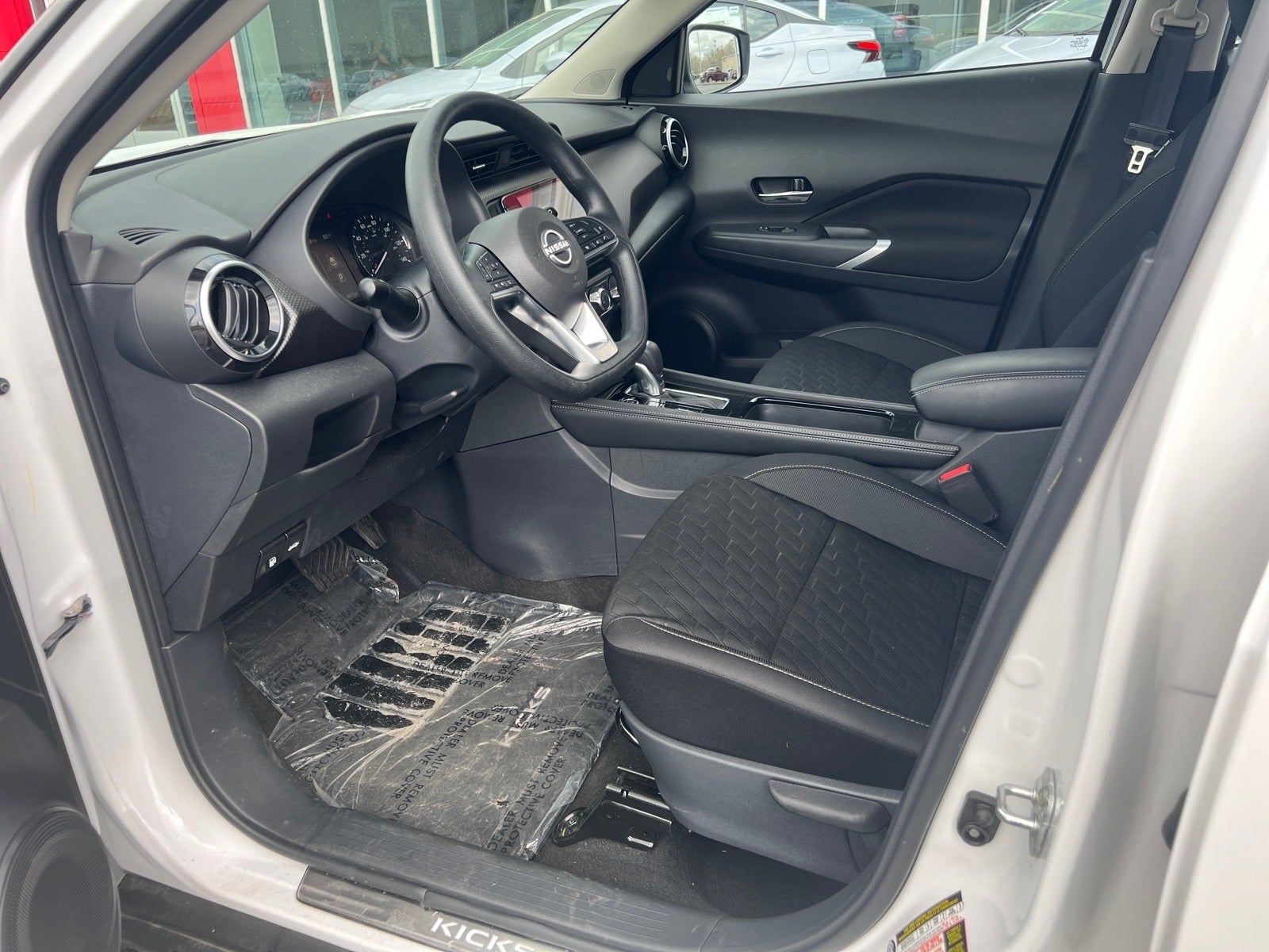 2024 Nissan Kicks SV