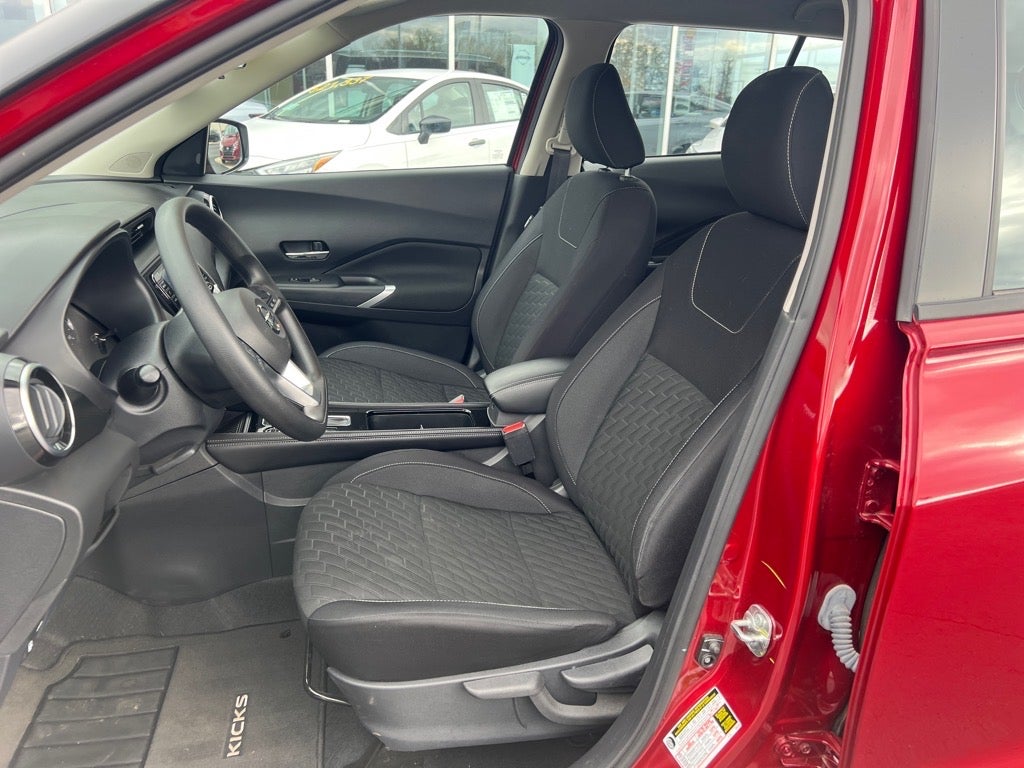 2021 Nissan Kicks SV