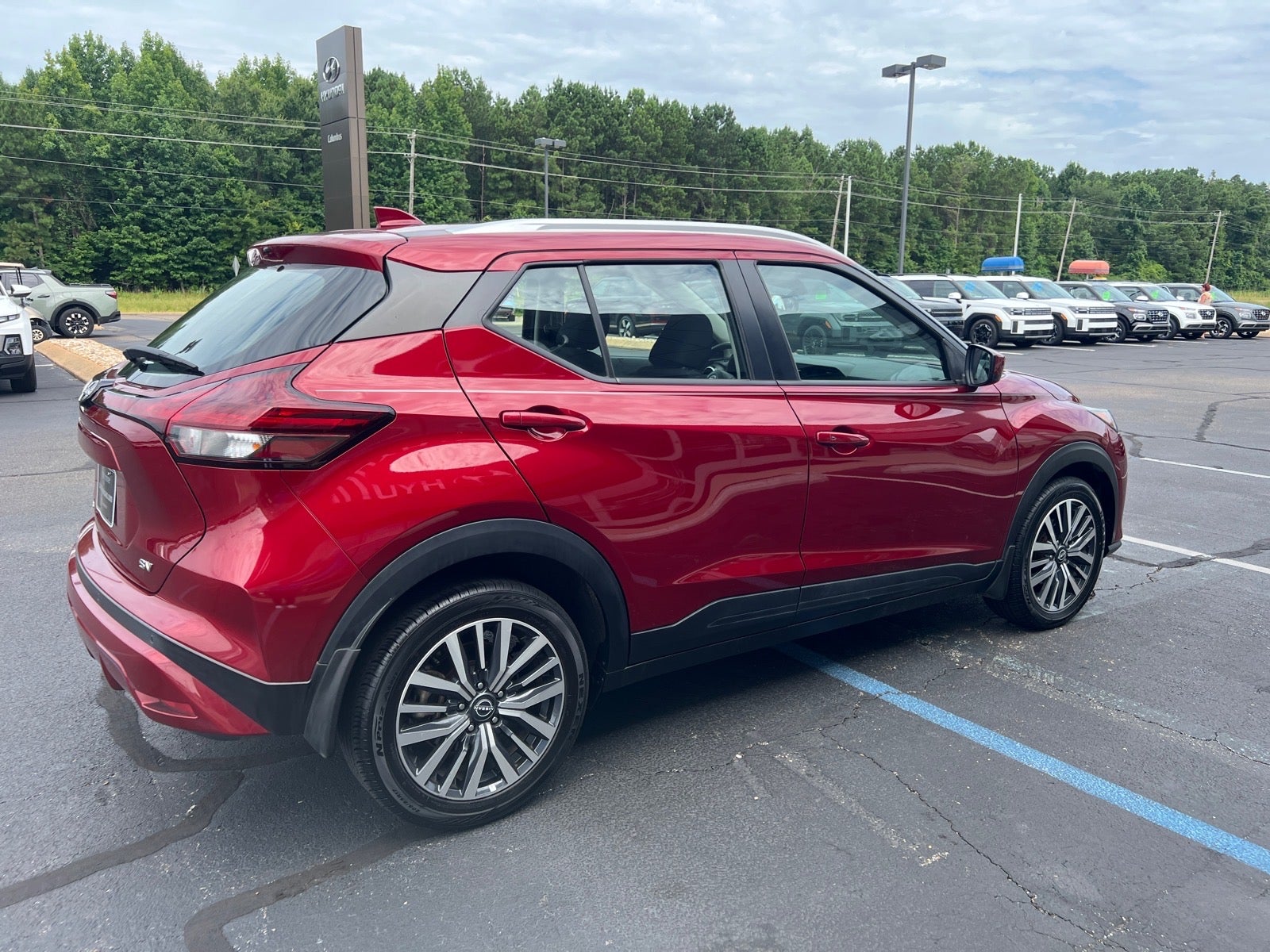2023 Nissan Kicks SV