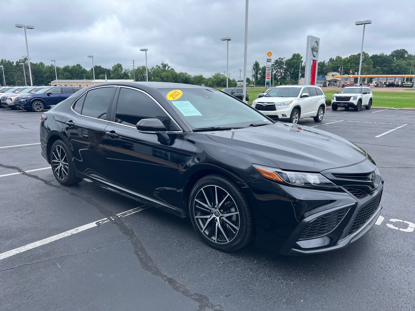2021 Toyota Camry SE