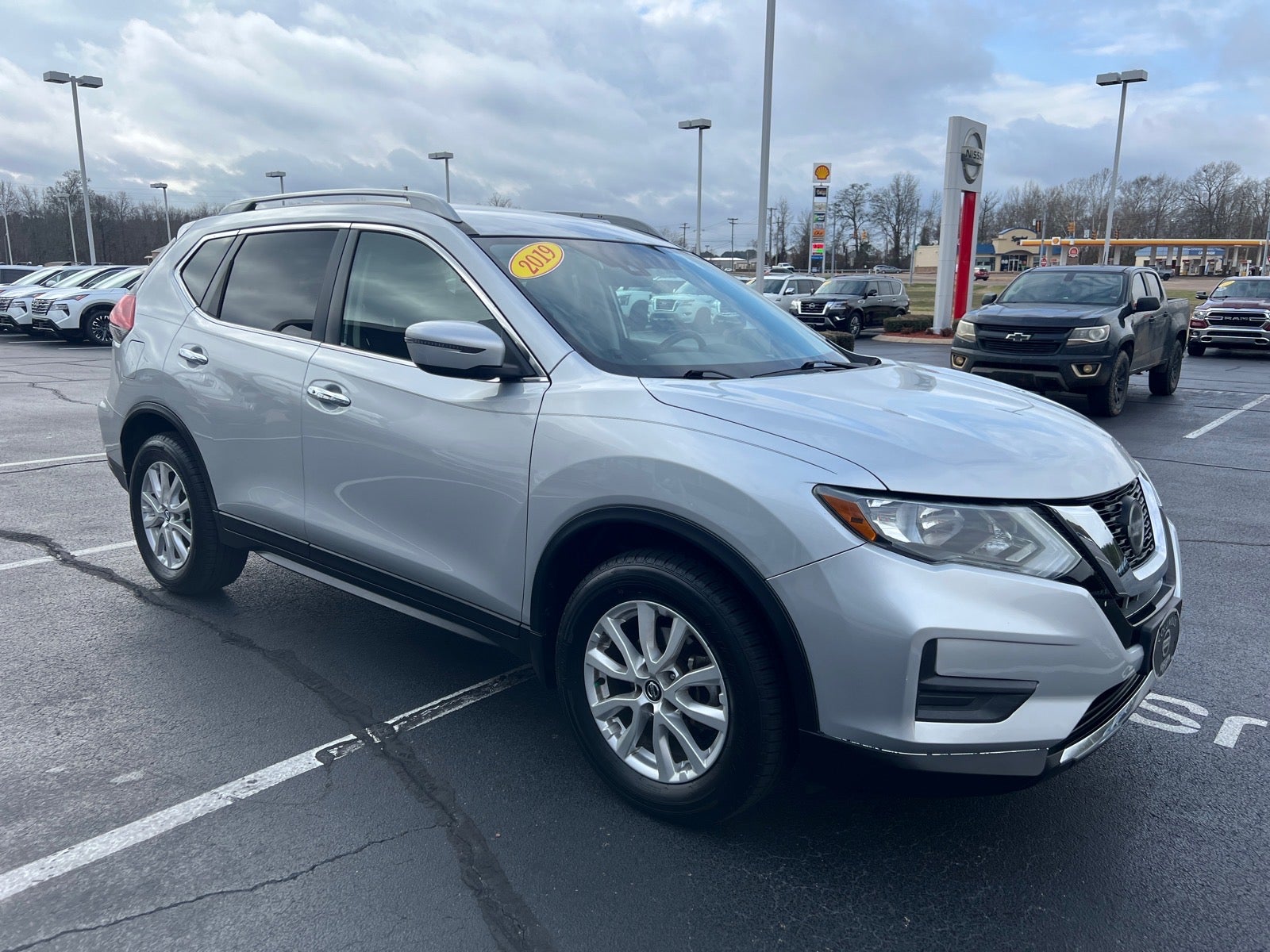 2019 Nissan Rogue SV