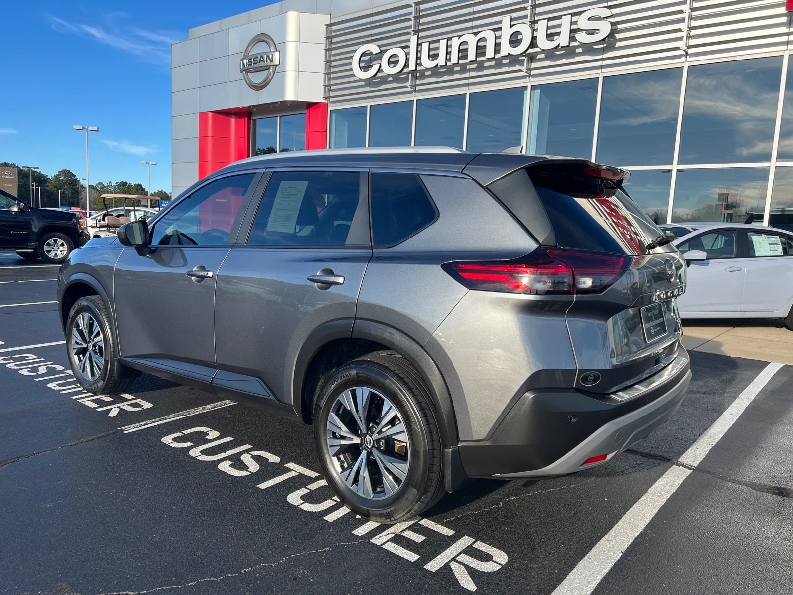 2023 Nissan Rogue SV