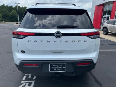 2025 Nissan Pathfinder SV