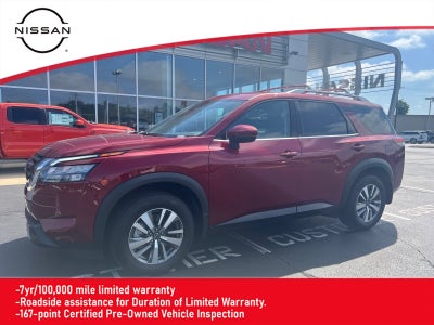 2025 Nissan Pathfinder SL