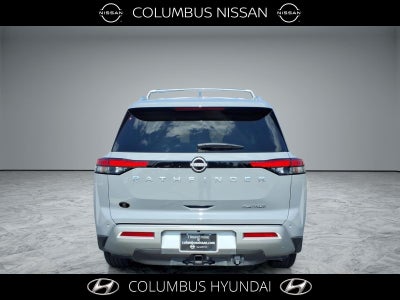 2025 Nissan Pathfinder Platinum