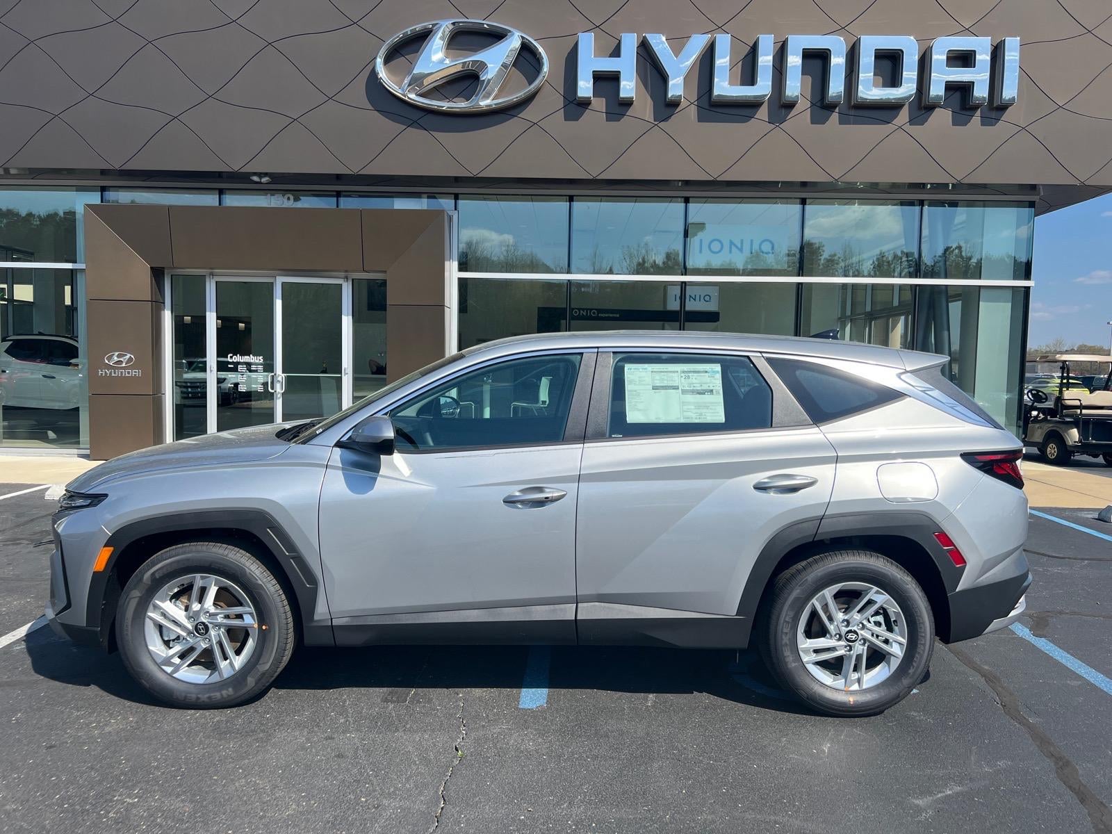 2026 Hyundai TUCSON SE