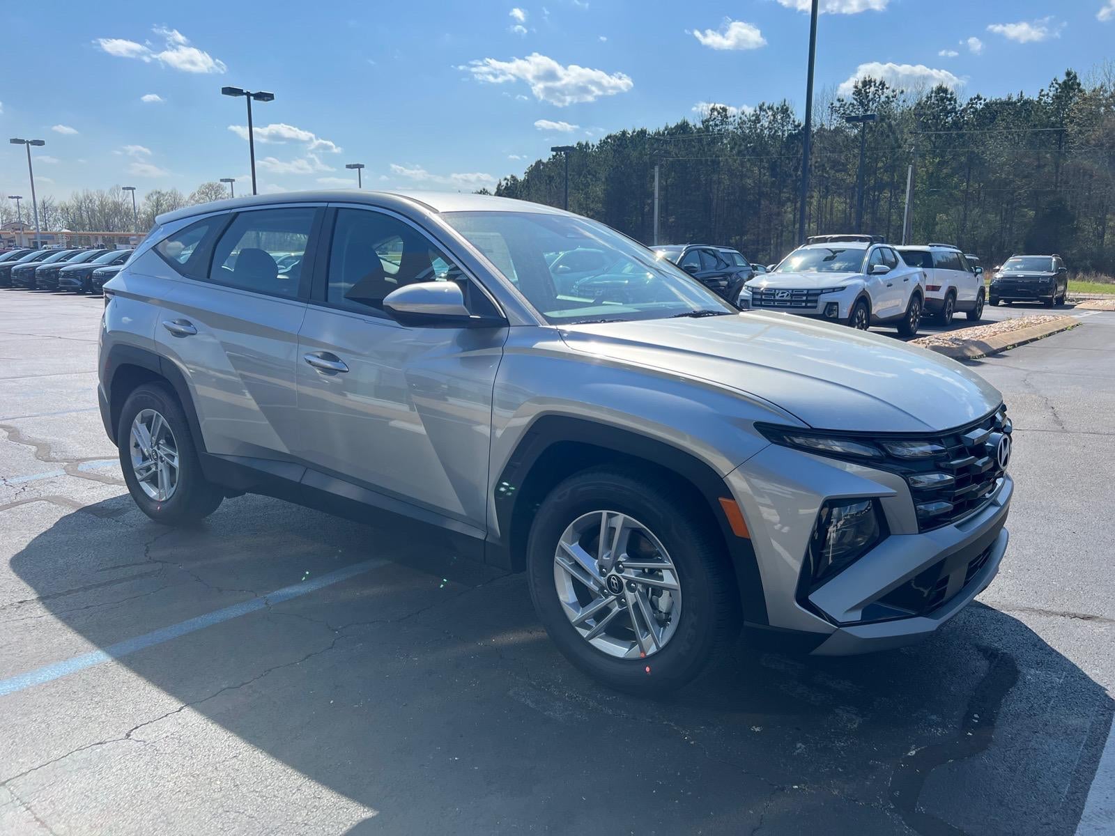 2026 Hyundai TUCSON SE