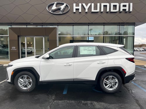2026 Hyundai TUCSON SE