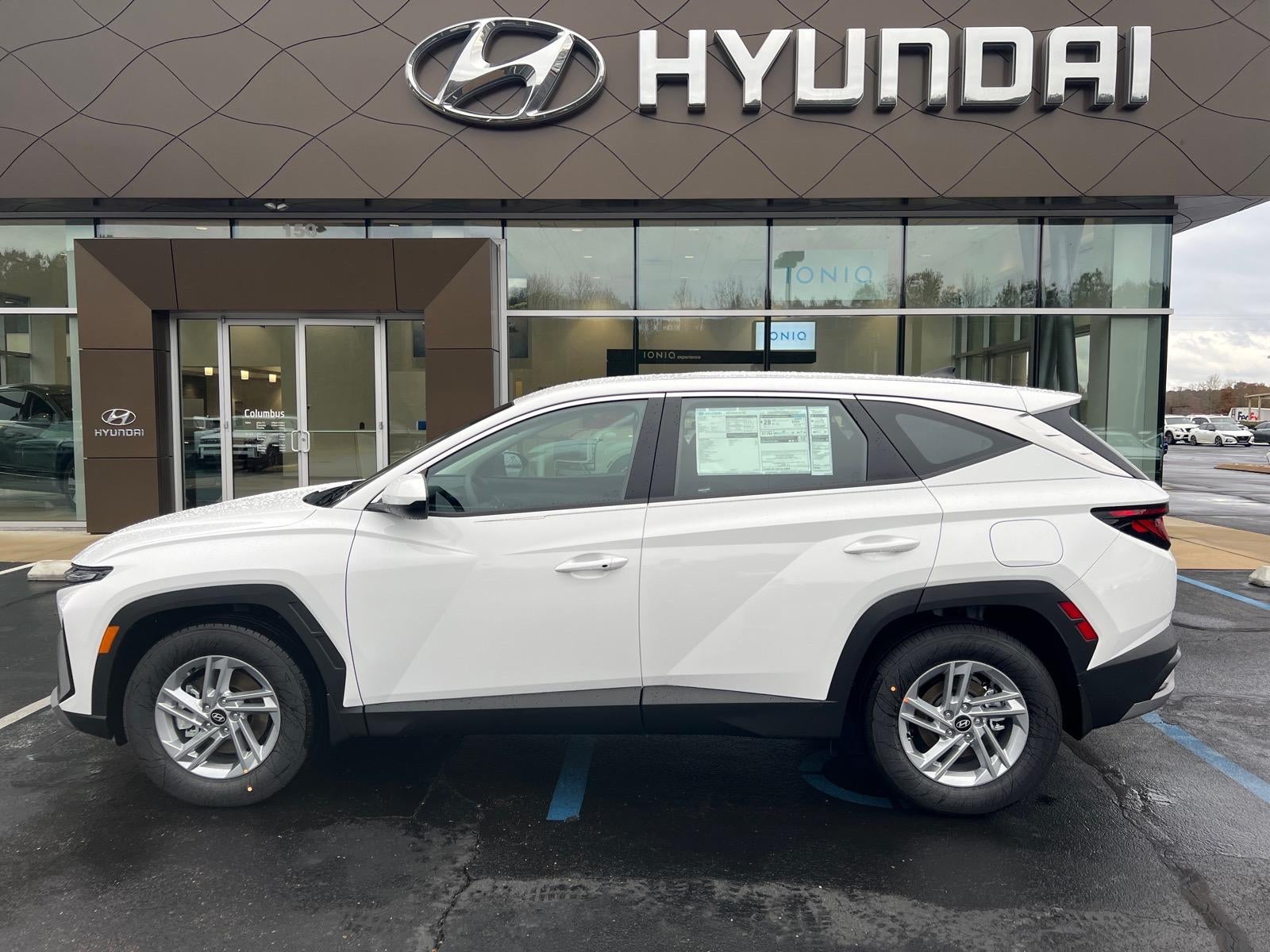 2026 Hyundai TUCSON SE