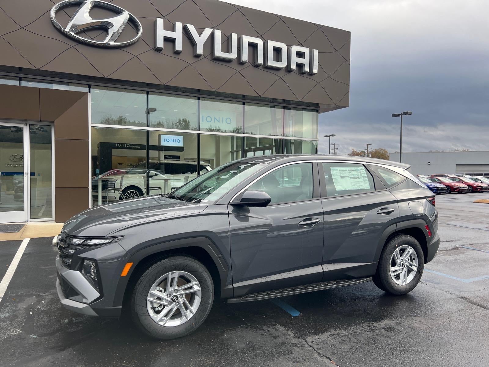 2026 Hyundai TUCSON SE