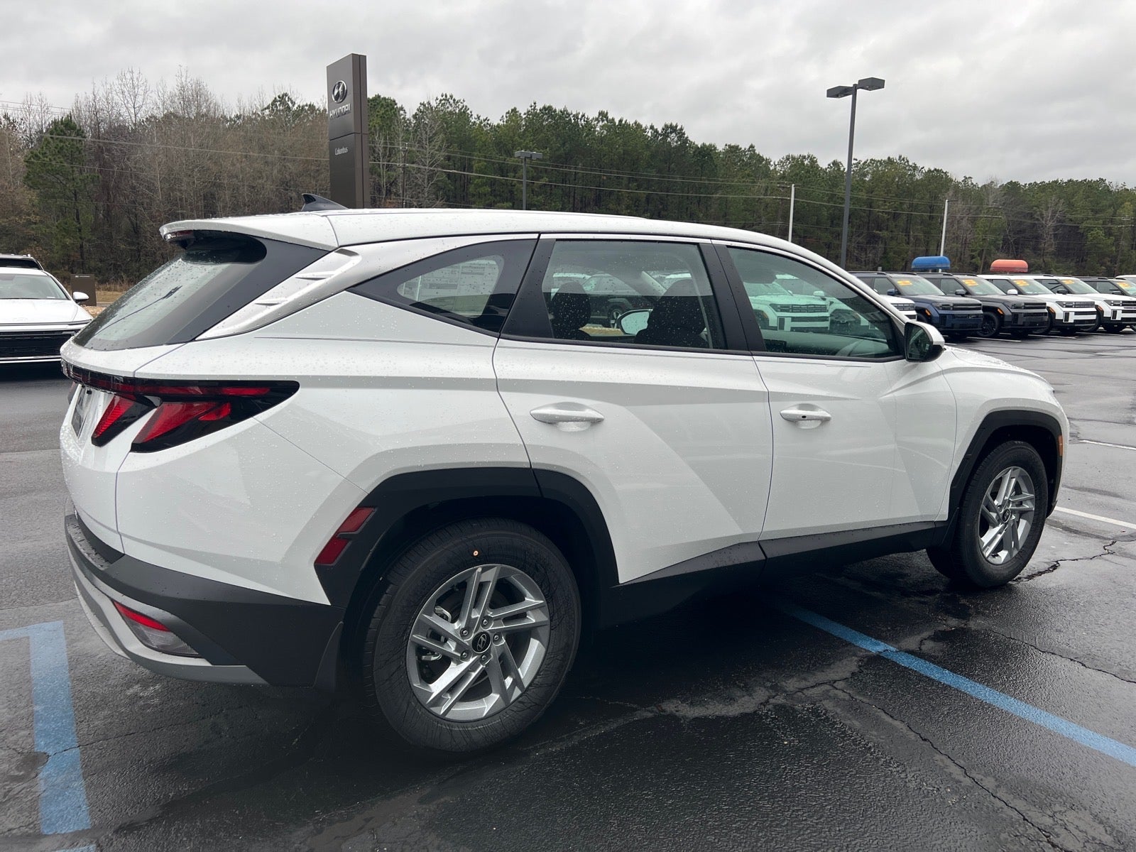 2026 Hyundai TUCSON SE