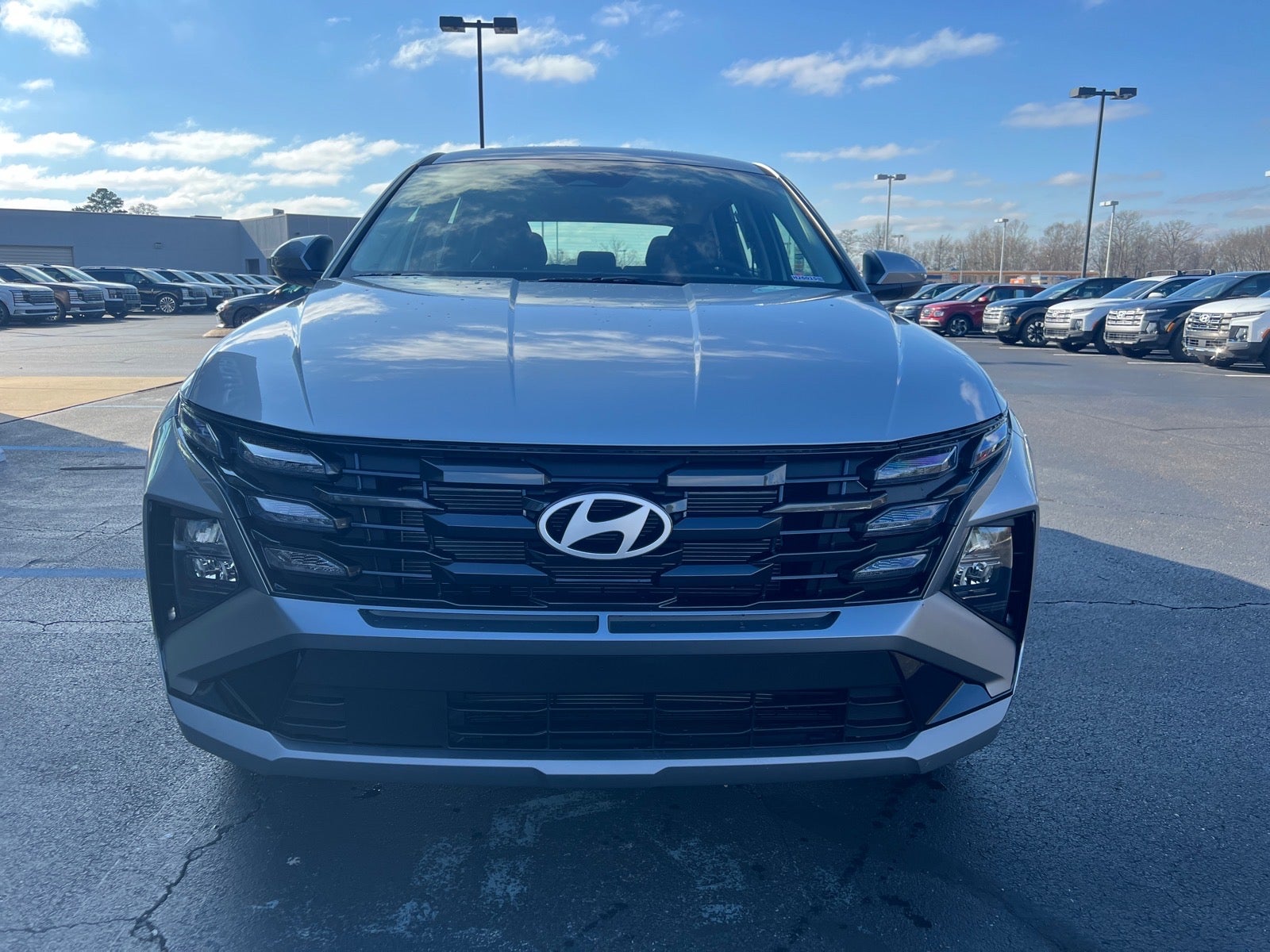 2026 Hyundai TUCSON SE