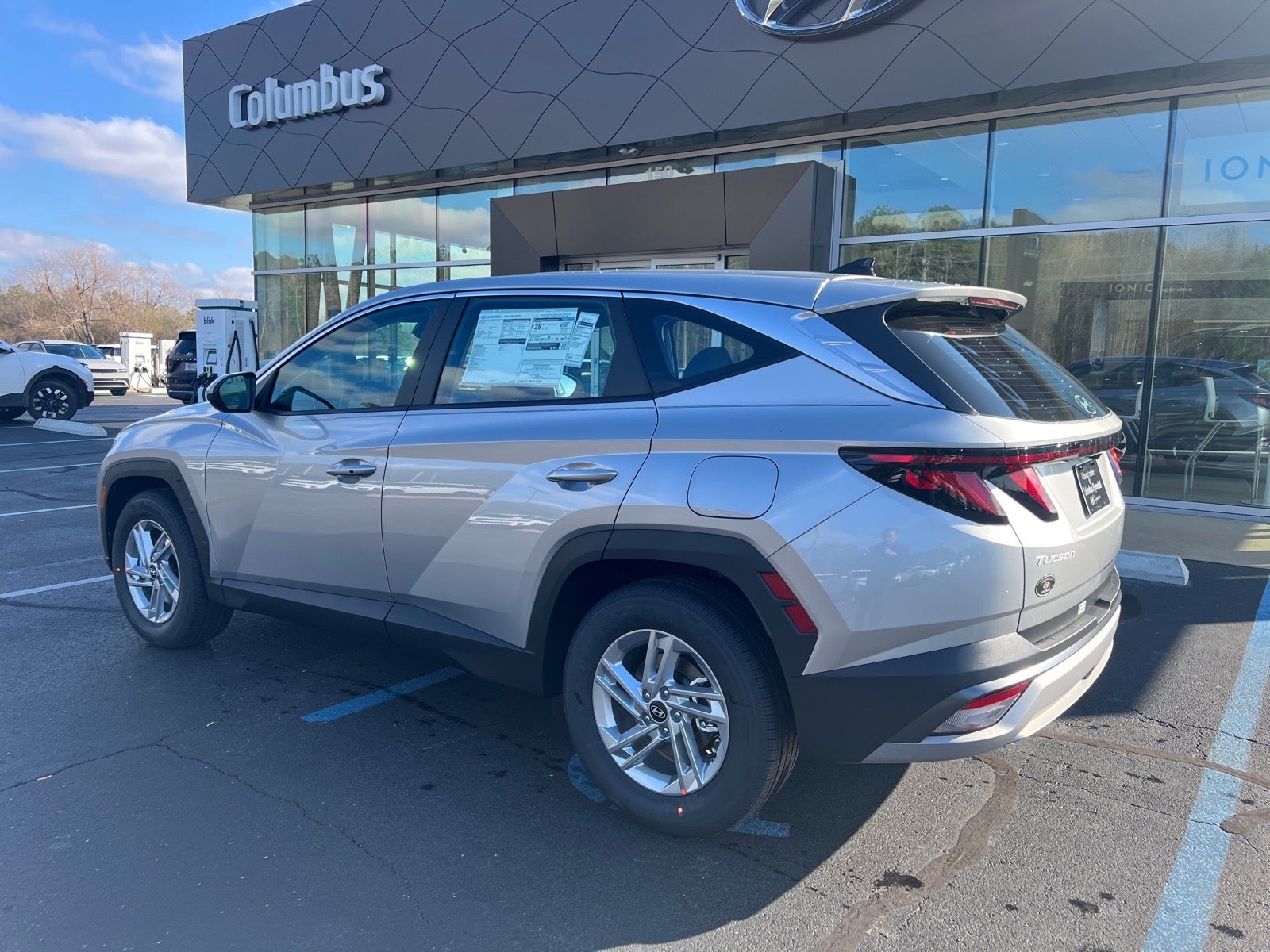 2026 Hyundai TUCSON SE