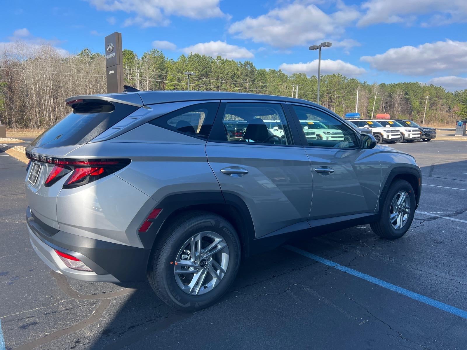 2026 Hyundai TUCSON SE