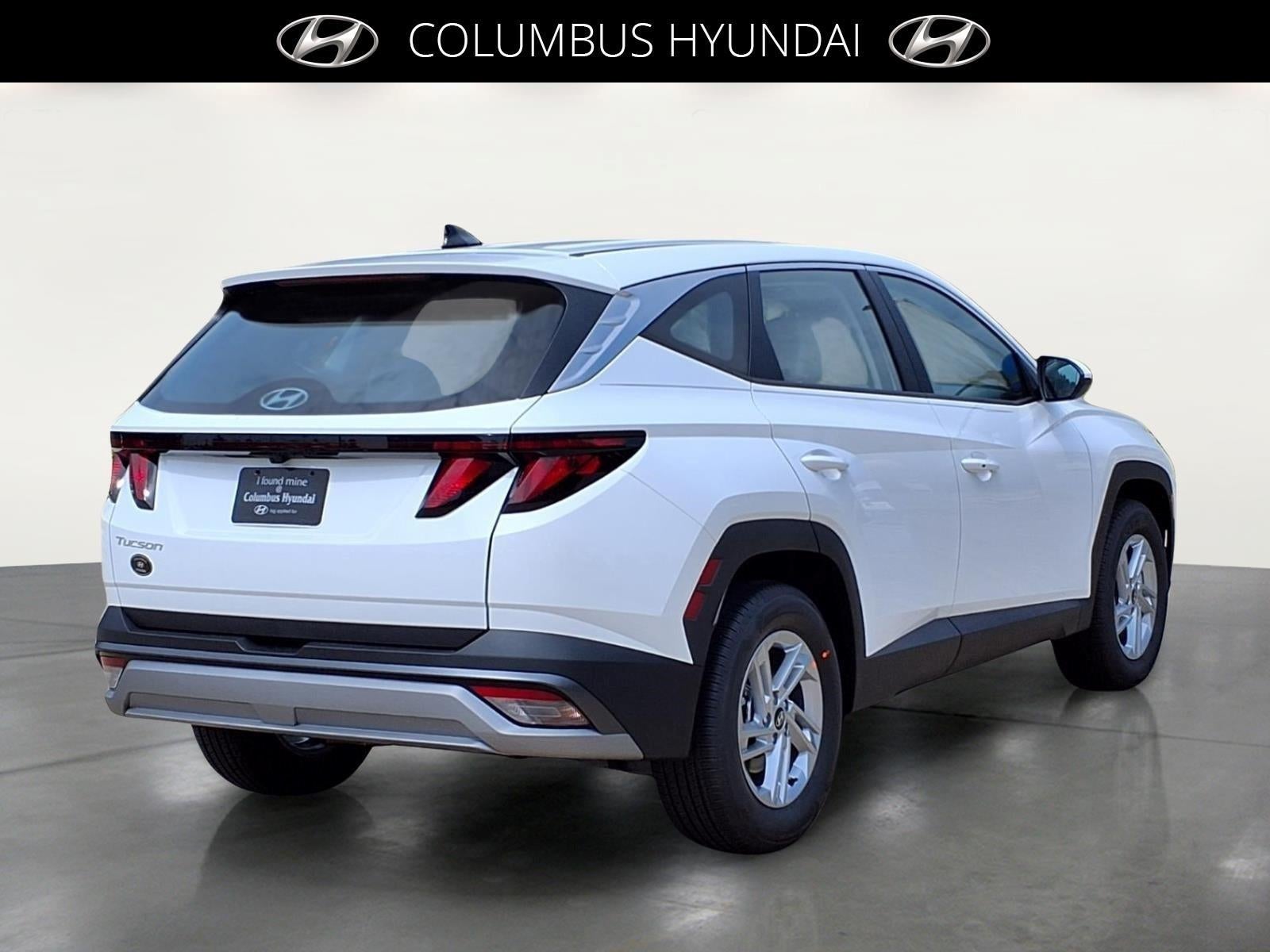 2026 Hyundai TUCSON SE