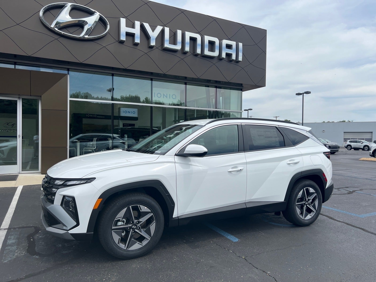 2026 Hyundai TUCSON SEL