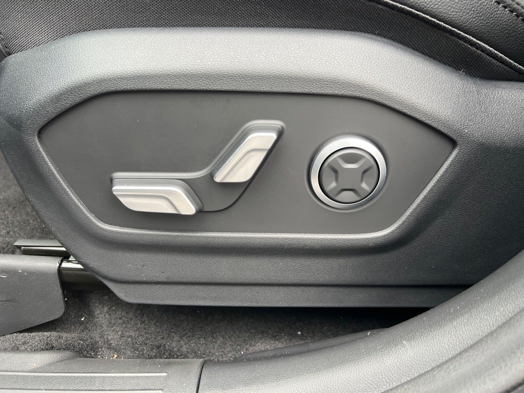 2025 Hyundai SANTA FE HYBRID Limited