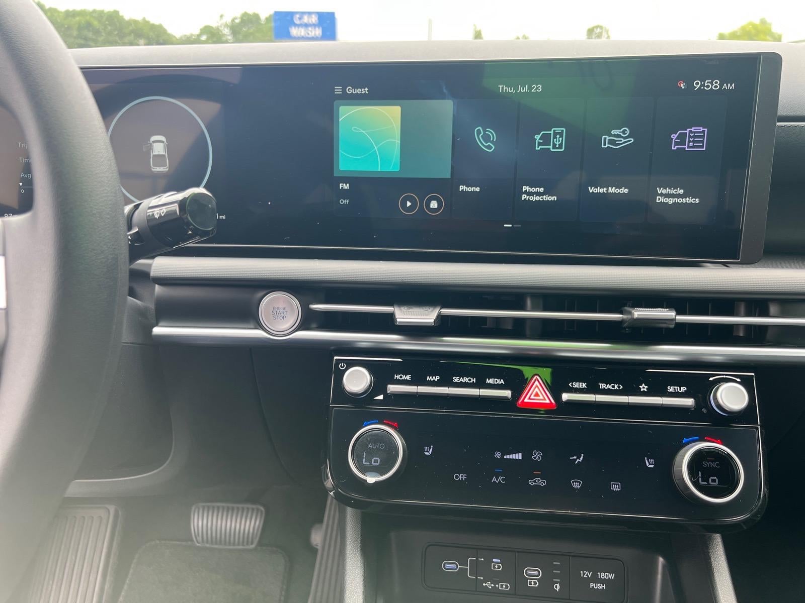 2026 Hyundai SANTA CRUZ SEL Activity