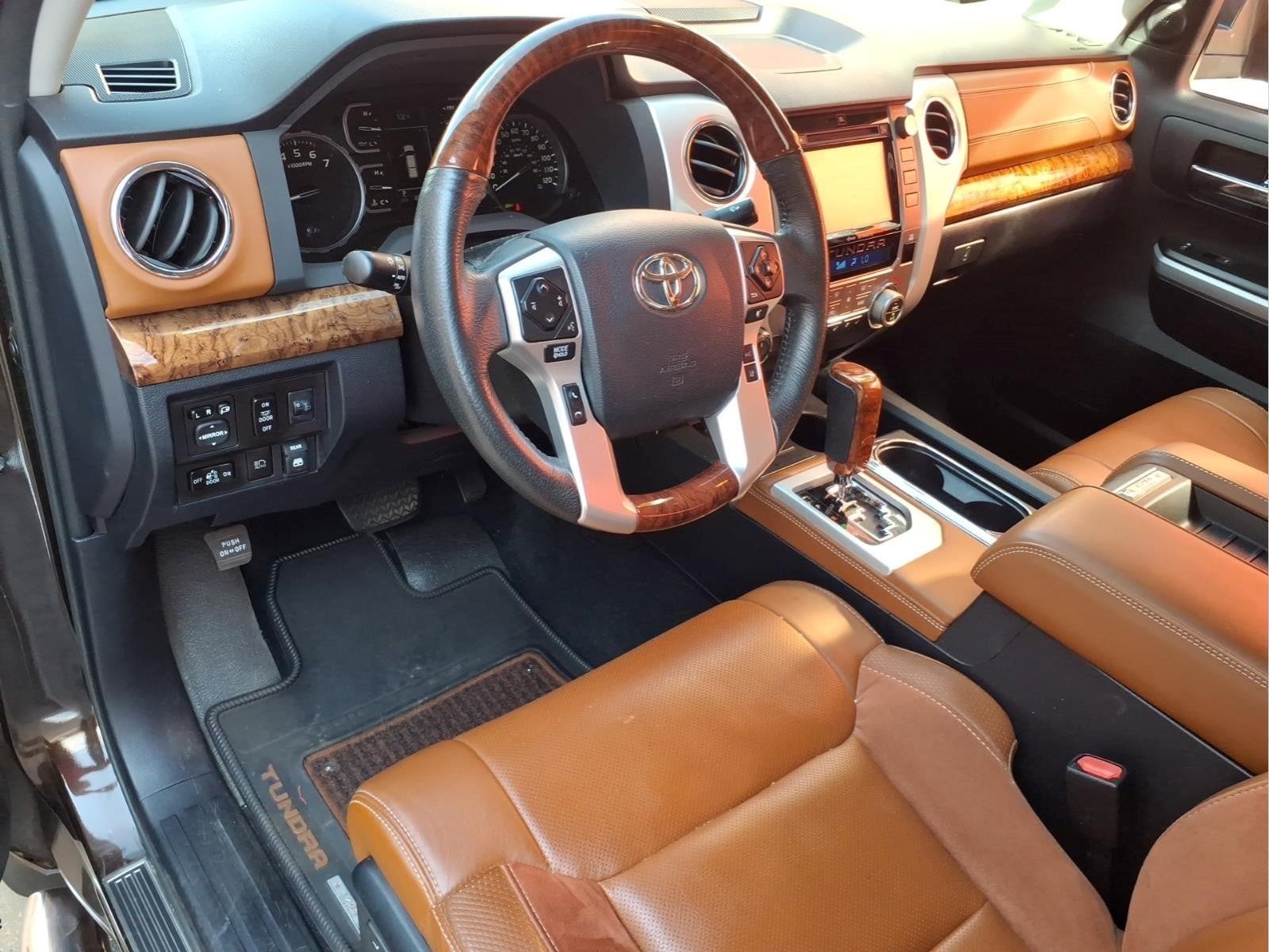 2018 Toyota Tundra Base