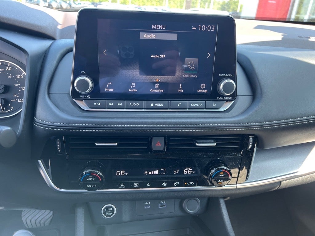 2022 Nissan Rogue SV