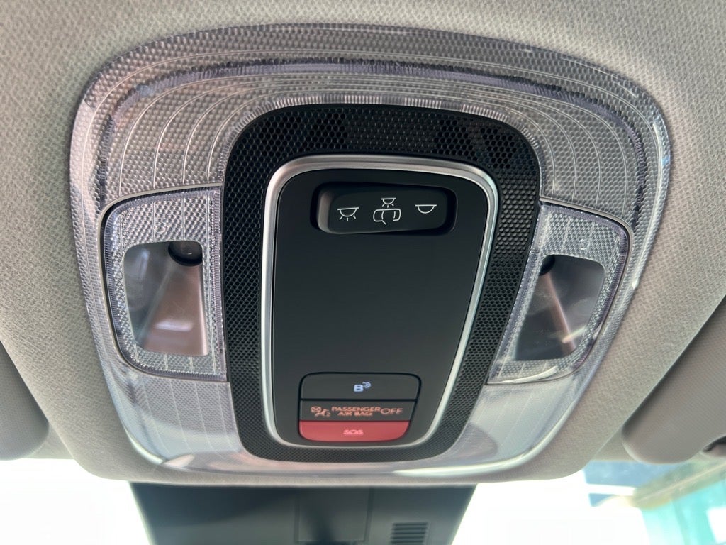 2025 Hyundai KONA ELECTRIC SEL