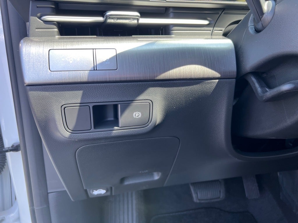 2025 Hyundai KONA ELECTRIC SEL