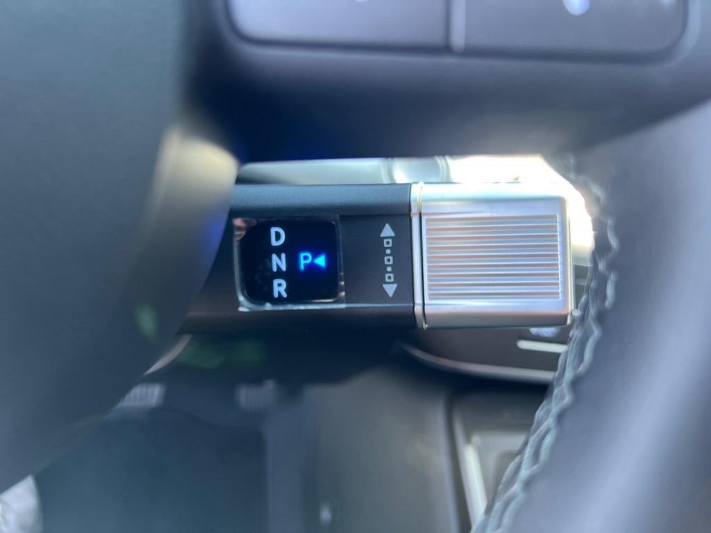 2025 Hyundai KONA ELECTRIC SEL