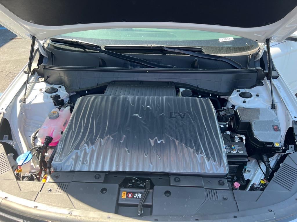 2025 Hyundai KONA ELECTRIC SEL