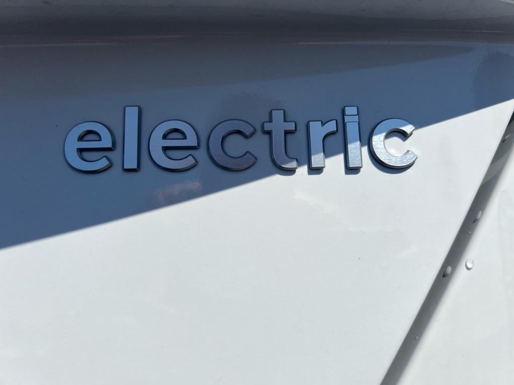 2025 Hyundai KONA ELECTRIC SEL