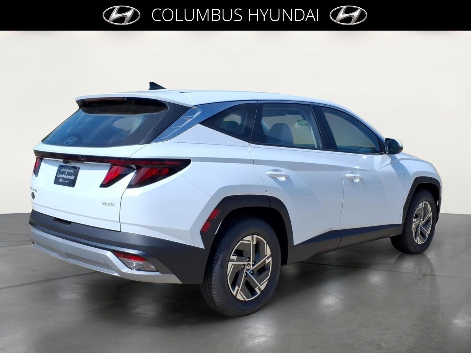 2026 Hyundai TUCSON HYBRID SE