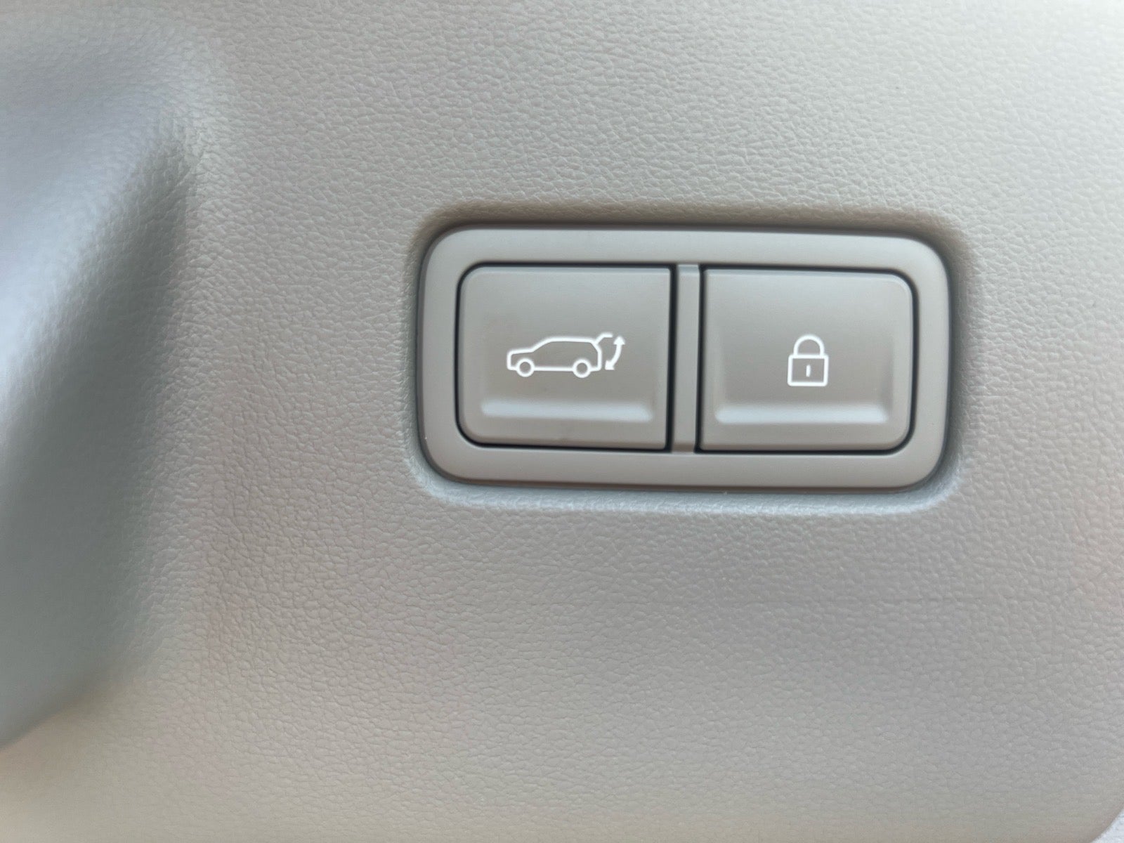 2026 Hyundai PALISADE HYBRID SEL Premium
