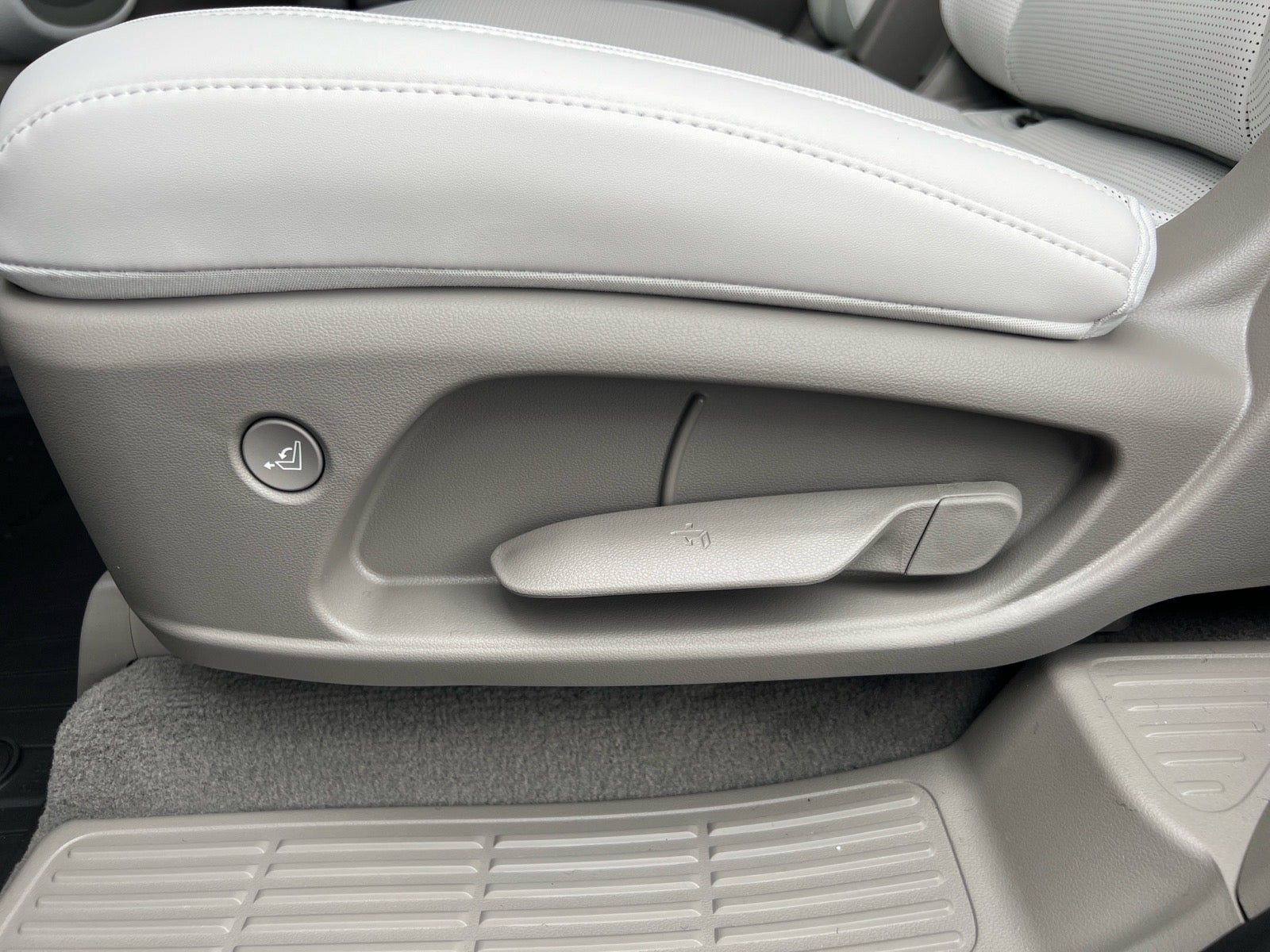 2026 Hyundai PALISADE HYBRID SEL Premium
