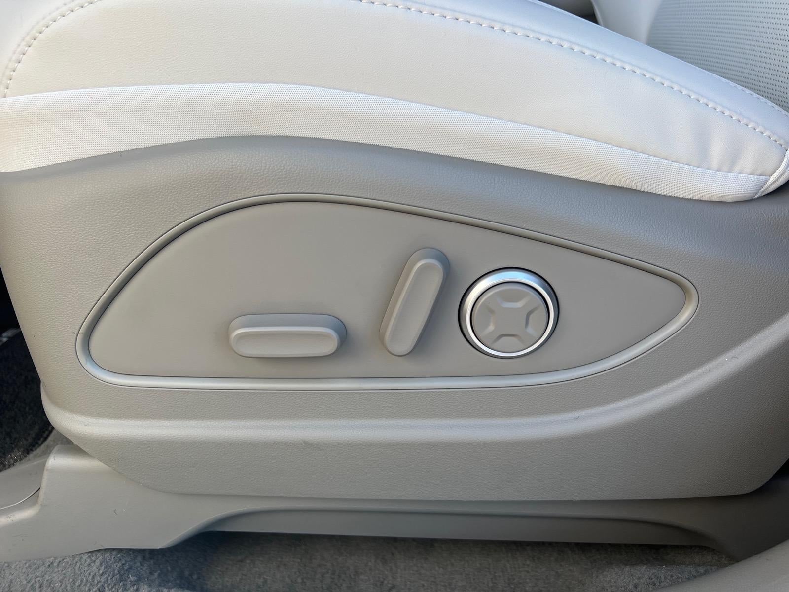 2026 Hyundai PALISADE SEL Premium