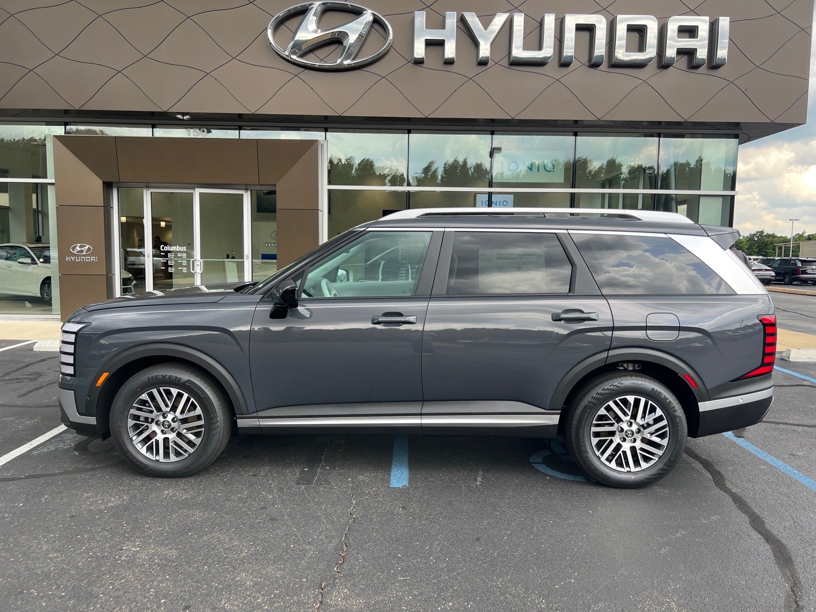 2026 Hyundai Palisade SEL Premium 7 Passenger FWD's photo
