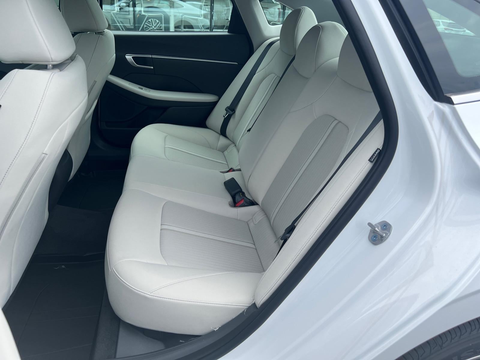 2026 Hyundai SONATA SE
