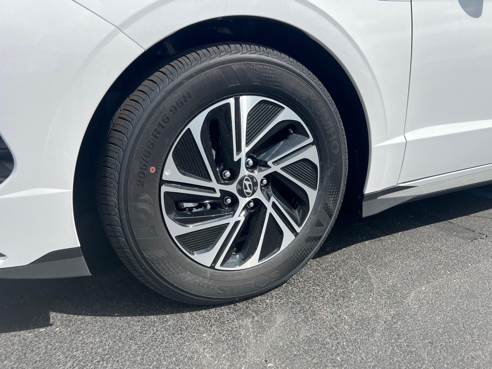 2026 Hyundai SONATA HYBRID Blue